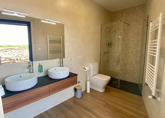 Curral Grande - By Cimo Da Quinta *